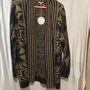 A Peach Chic Geometric Black and Tan Cardigan